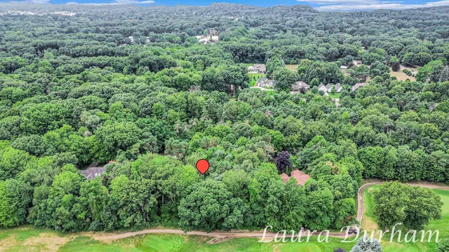 $235,000 | 3365 Clearview Lane, Saugatuck, MI 49453