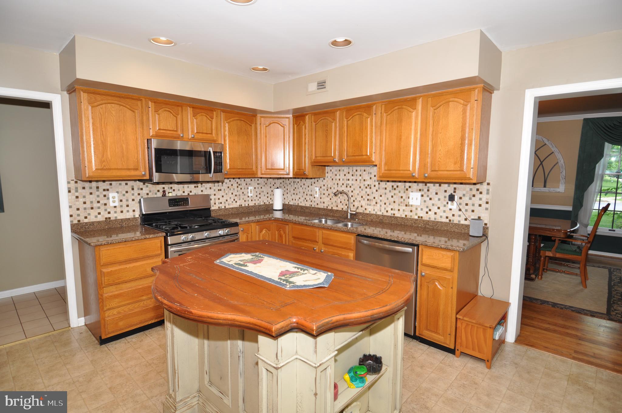 15 Maple Tree Drive Westampton, NJ 08060 - Photo 2 of 57