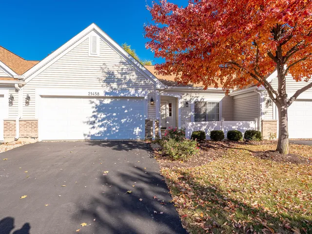 $309,900 | 21458 West Douglas Lane, Plainfield, IL 60544