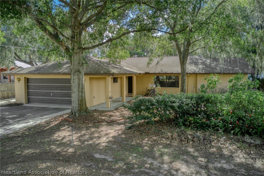 6937 Sparta Road Sebring, FL 33875 - Photo 5 of 36