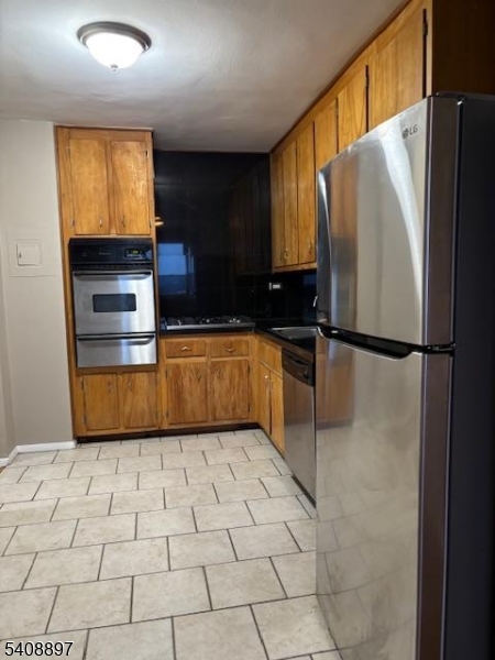 39 East 39th Street, Unit J Paterson, NJ 07514 - Photo 3 of 11