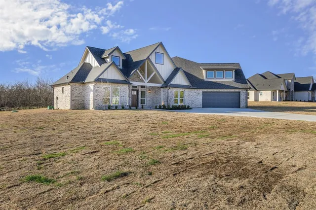 $575,000 | 2352 County Road 1112, Farmersville, TX 75442