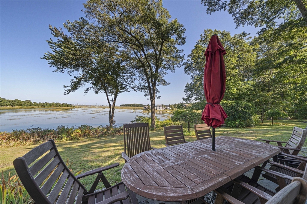 110 Damons Point Road Marshfield, MA 02050 - Photo 30 of 42 Gallery Image 30