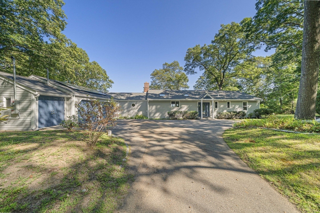 110 Damons Point Road Marshfield, MA 02050 - Photo 4 of 42 Gallery Image 4