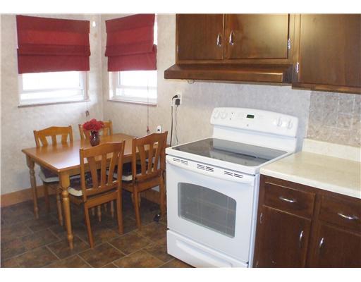 2508 Ridge Road Jefferson Hills, PA 15332 - Photo 3 of 10 Kitchen. 2nd view of the eat in kitchen.