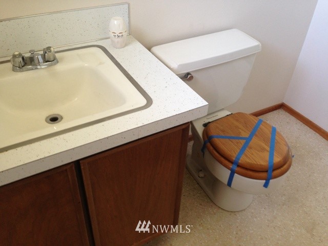 4326 Pine Road Northeast Bremerton, WA 98310 - Photo 12 of 15 Gallery Image 12