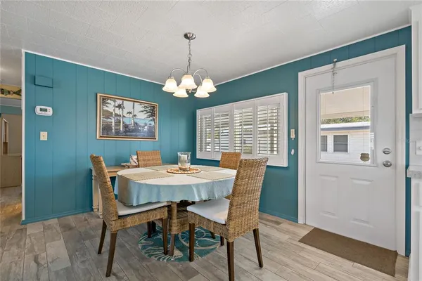 $1,800 | 3301 Alt 19 Palm Harbor, Unit 611, Palm Harbor, FL 34683