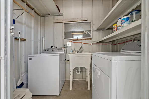 $1,800 | 3301 Alt 19 Palm Harbor, Unit 611, Palm Harbor, FL 34683