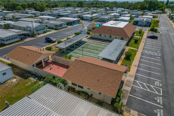 $1,800 | 3301 Alt 19 Palm Harbor, Unit 611, Palm Harbor, FL 34683