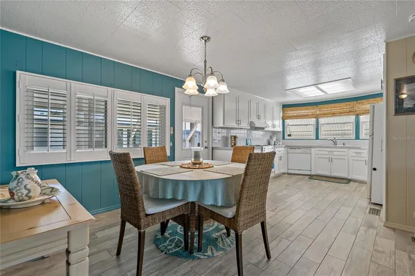 $1,800 | 3301 Alt 19 Palm Harbor, Unit 611, Palm Harbor, FL 34683