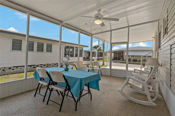 $1,800 | 3301 Alt 19 Palm Harbor, Unit 611, Palm Harbor, FL 34683