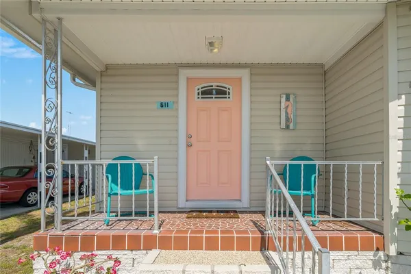 $1,800 | 3301 Alt 19 Palm Harbor, Unit 611, Palm Harbor, FL 34683