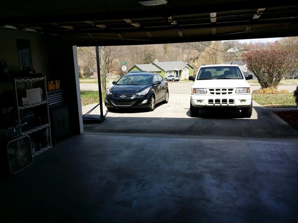 2301 Crestpark Road Knoxville, TN 37912 - Photo 19 of 24 More than Enough Room for 2 Cars+