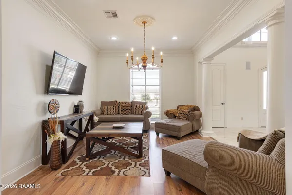 $625,000 | 105 Woodbine Drive, Lafayette, LA 70503