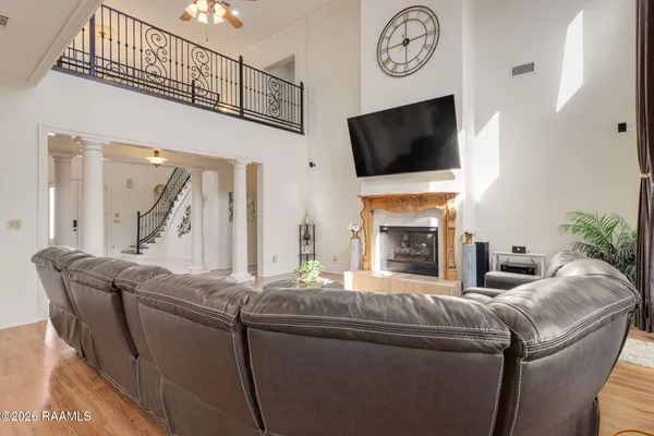 $625,000 | 105 Woodbine Drive, Lafayette, LA 70503