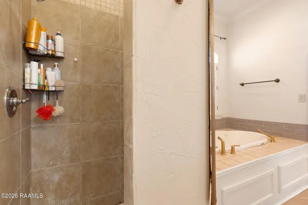 $625,000 | 105 Woodbine Drive, Lafayette, LA 70503