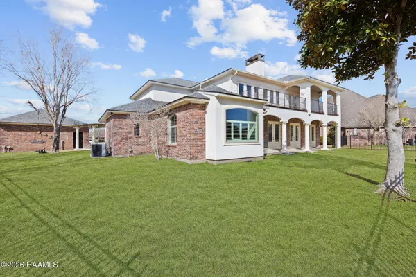 $625,000 | 105 Woodbine Drive, Lafayette, LA 70503