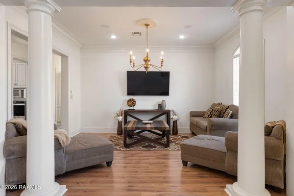 $625,000 | 105 Woodbine Drive, Lafayette, LA 70503