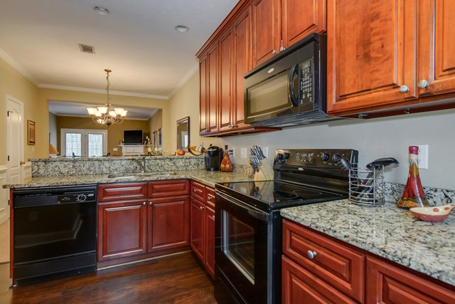 1237 Roy Street Augusta, GA 30909 - Photo 4 of 17 Gallery Image 4