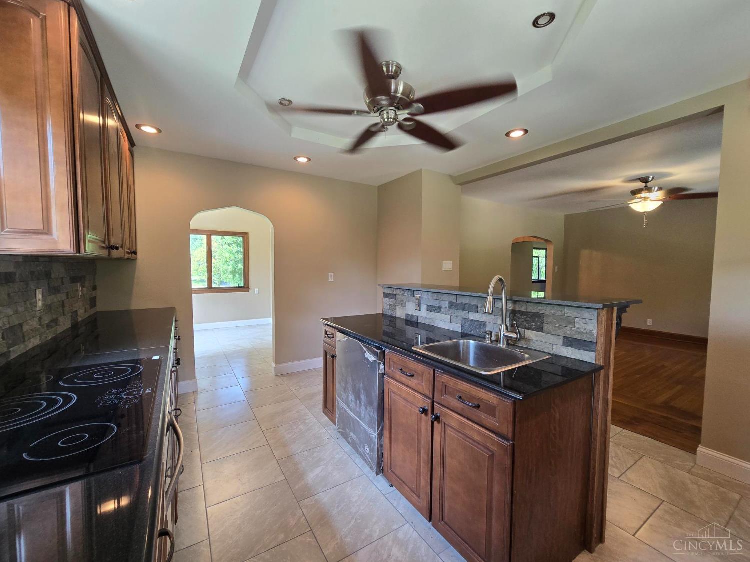 2019 Adams Road Cincinnati, OH 45231 - Photo 18 of 70 Gallery Image 18