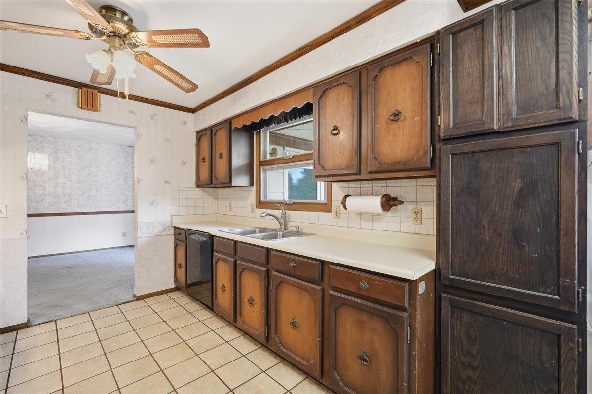 5302 Comanche Way Madison, WI 53704 - Photo 19 of 68