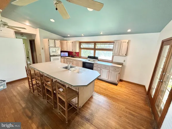 $440,000 | 118 Lakeview Avenue, Dover, DE 19901