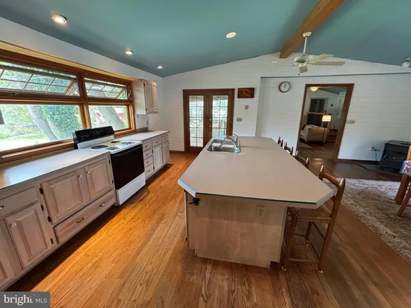 $440,000 | 118 Lakeview Avenue, Dover, DE 19901