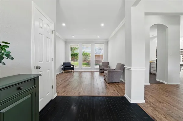 $439,000 | 3402 Blue Forest Drive, Arlington, TX 76001