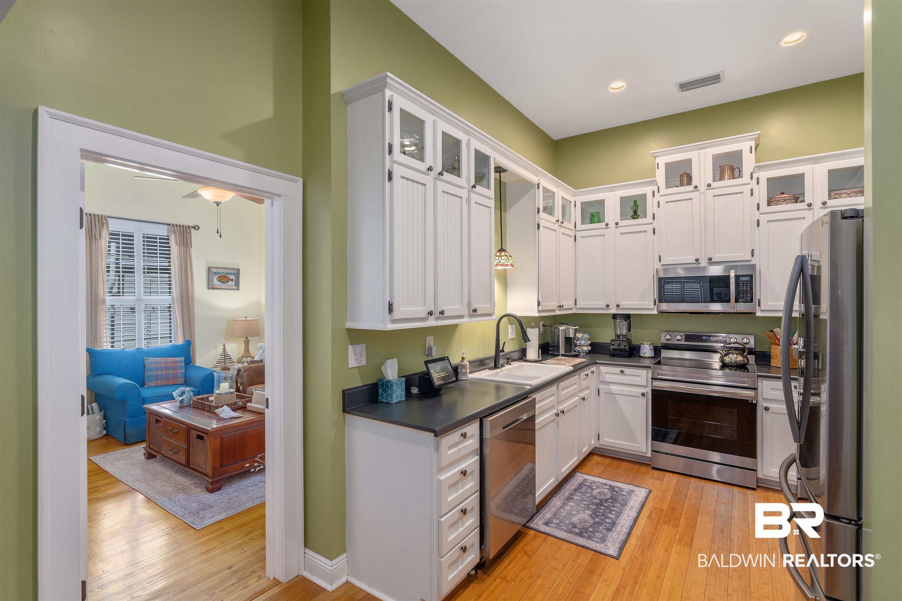 953 Old Shell Road Mobile, AL 36604 - Photo 3 of 26