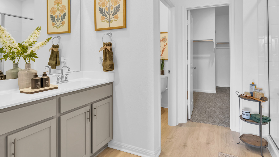 9709 Oxbow Strap Drive Austin, TX 78724 - Photo 12 of 26 a bathroom with a sink and a mirror