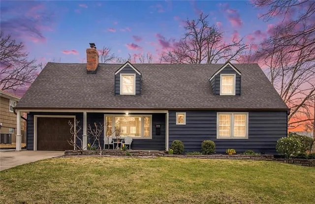 $509,000 | 3900 West 73rd Street, Prairie Village, KS 66208