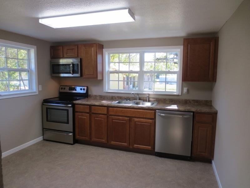 627 Old Cemetery Road Madisonville, TN 37354 - Photo 6 of 40 Gallery Image 6