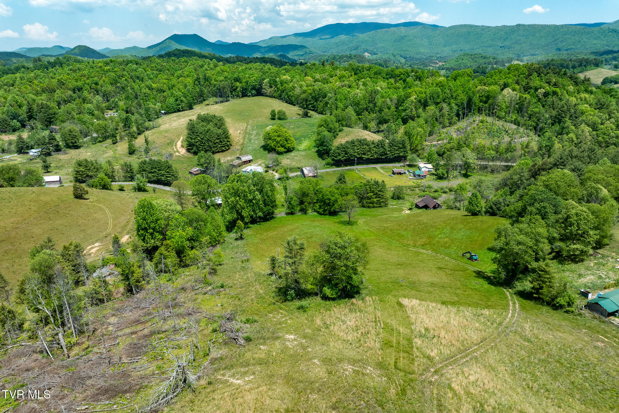 2 Rd Mountain Mountain City, TN 37683 - Photo 20 of 37 TBD Shingletown Rd (20 of 26)