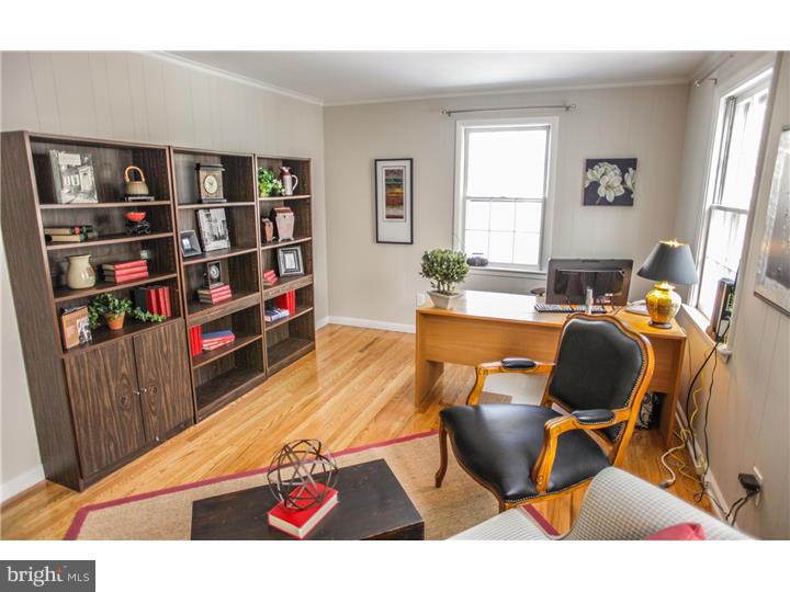 524 St Davids Road Wayne, PA 19087 - Photo 4 of 19 Office / Study