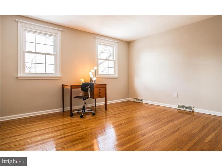 524 St Davids Road Wayne, PA 19087 - Photo 8 of 19 Bedroom 2