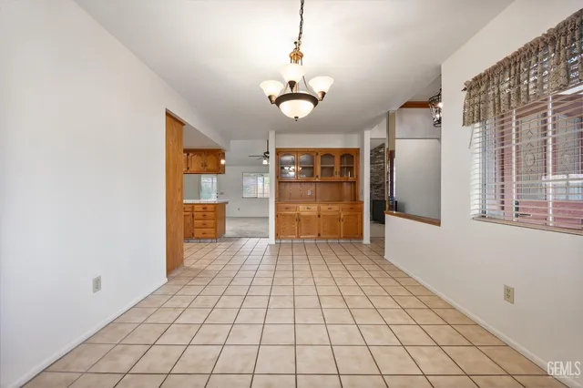 $449,999 | Undisclosed Address, Bakersfield, CA 93308