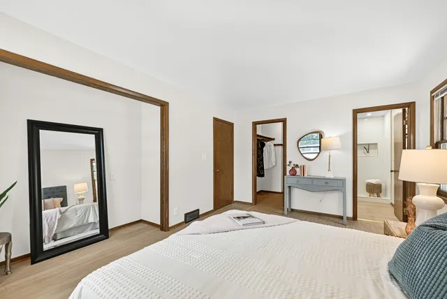 $725,000 | 7711 North Van Dyke Road, Fox Point, WI 53217