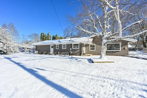 $725,000 | 7711 North Van Dyke Road, Fox Point, WI 53217