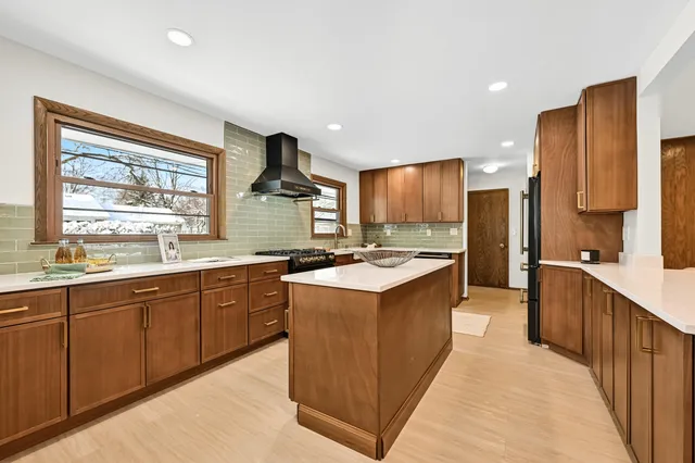 $725,000 | 7711 North Van Dyke Road, Fox Point, WI 53217