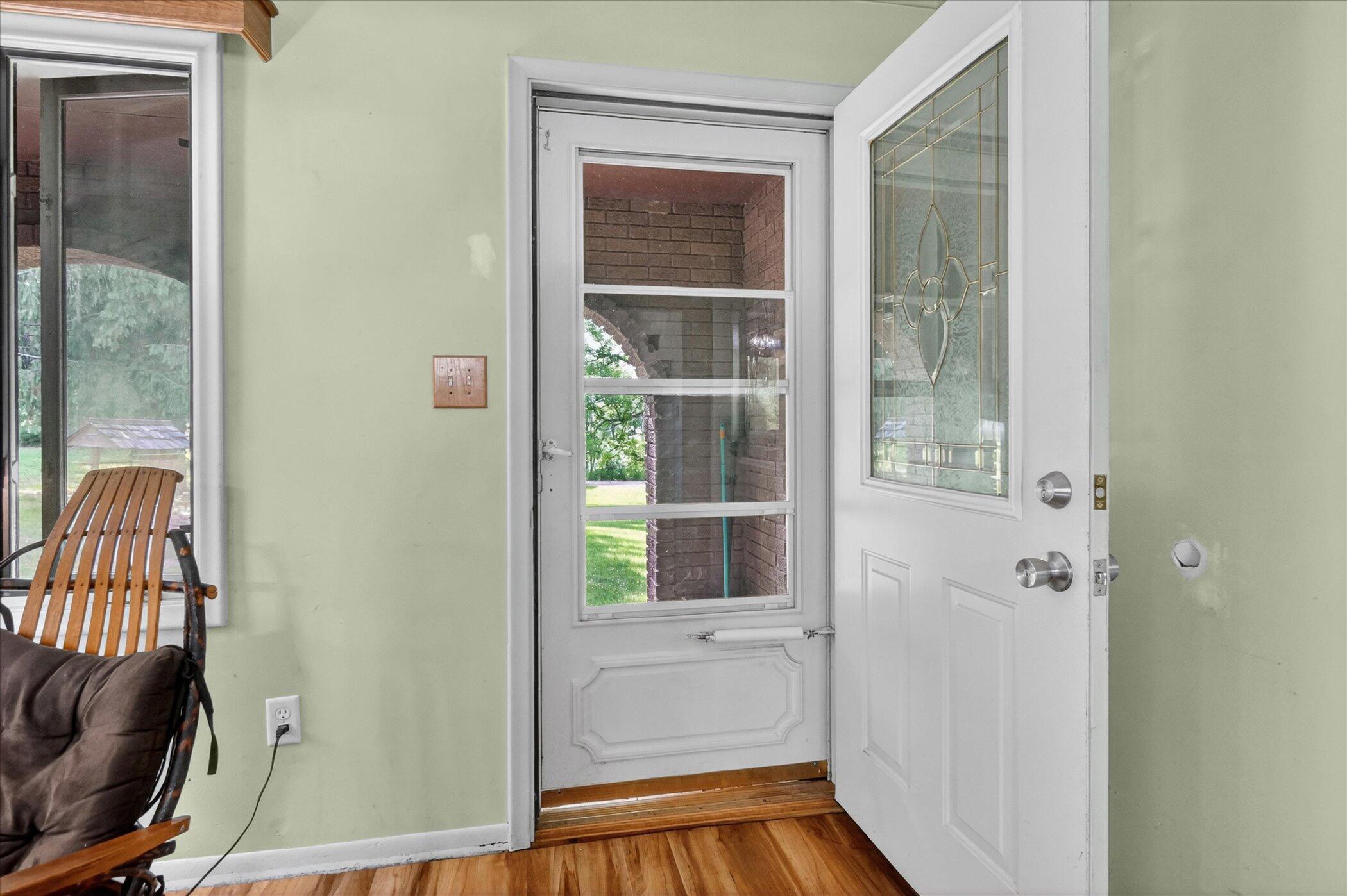 2717 Fishbeck Road Howell, MI 48843 - Photo 9 of 71 09-2717-Fishbeck-Rd-Howell-WindowStill
