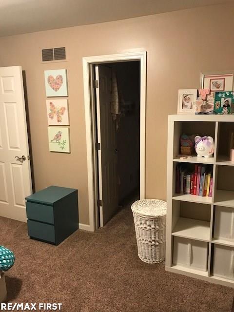 47090 Liberty Bell Road East Macomb, MI 48044 - Photo 22 of 32 31336026-21.JPG