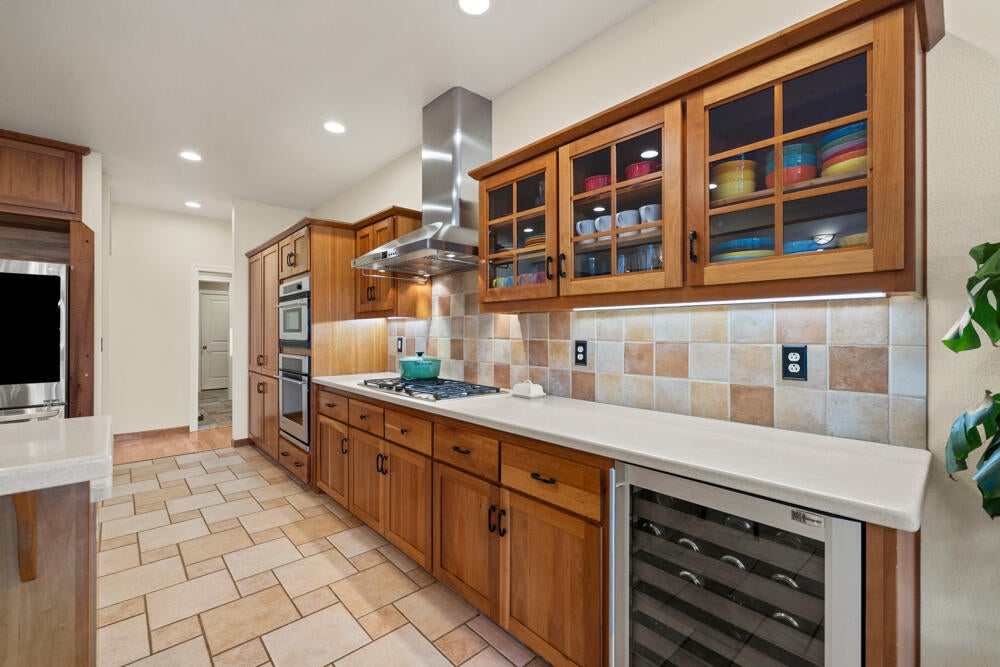 11427 Kestrel Road Klamath Falls, OR 97601 - Photo 25 of 60 11427KestrelRd.-Interiors-27