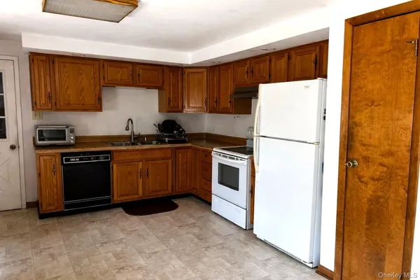 $349,999 | 14 Meadowmere Lane, Liberty, NY 12754