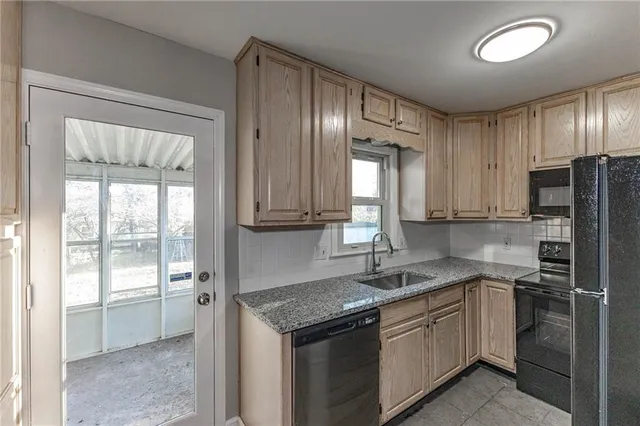 $170,000 | 9005 East 74th Street, Raytown, MO 64133