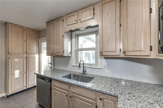 $170,000 | 9005 East 74th Street, Raytown, MO 64133