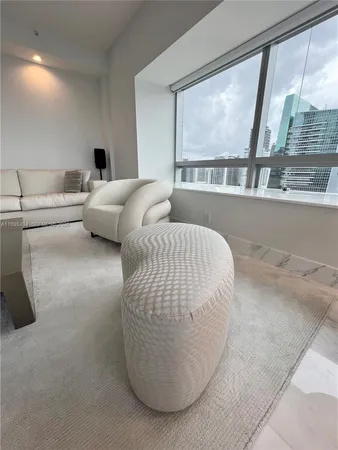 $15,000 | 1435 Brickell Avenue, Unit 3307, Miami, FL 33131