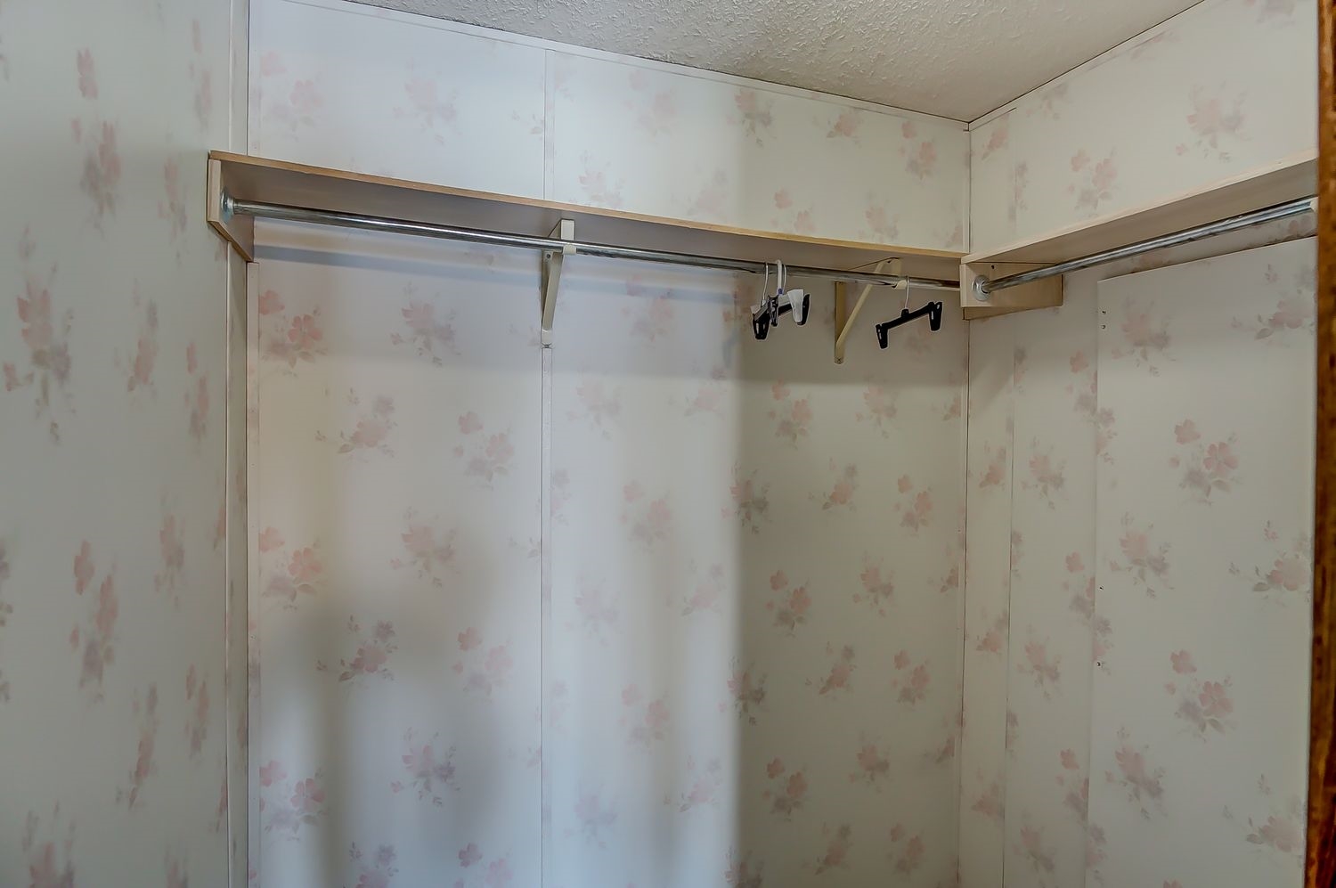 914 Hawpatch Street Lagrange, IN 46761 - Photo 14 of 26 Gallery Image 14