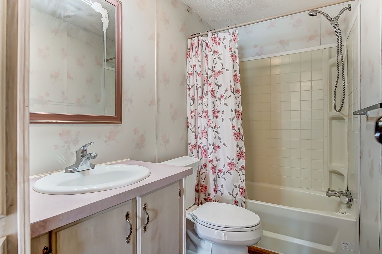 914 Hawpatch Street Lagrange, IN 46761 - Photo 18 of 26 Gallery Image 18
