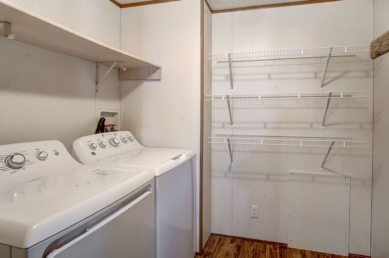 914 Hawpatch Street Lagrange, IN 46761 - Photo 19 of 26 Gallery Image 19