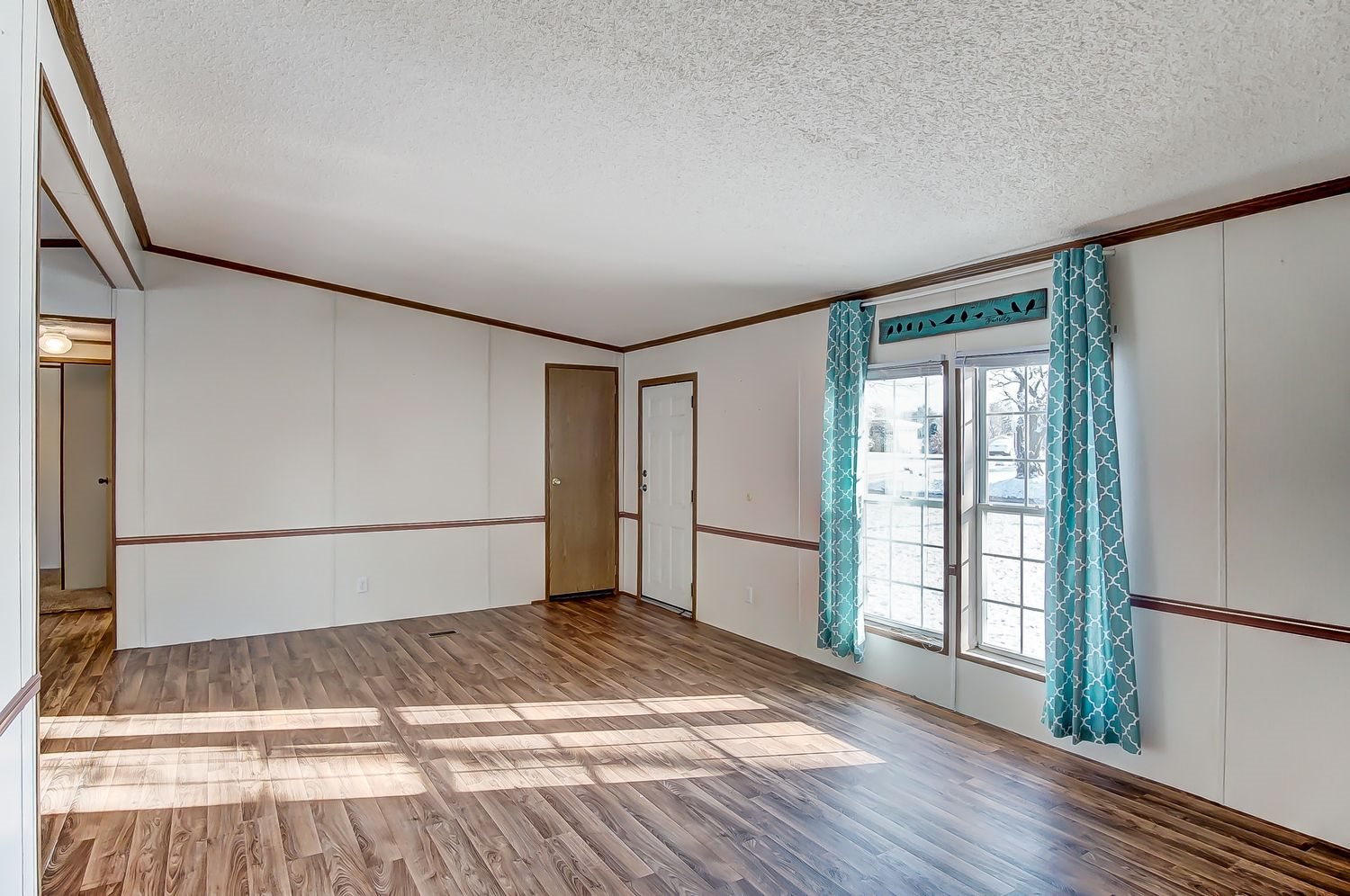 914 Hawpatch Street Lagrange, IN 46761 - Photo 5 of 26 Gallery Image 5